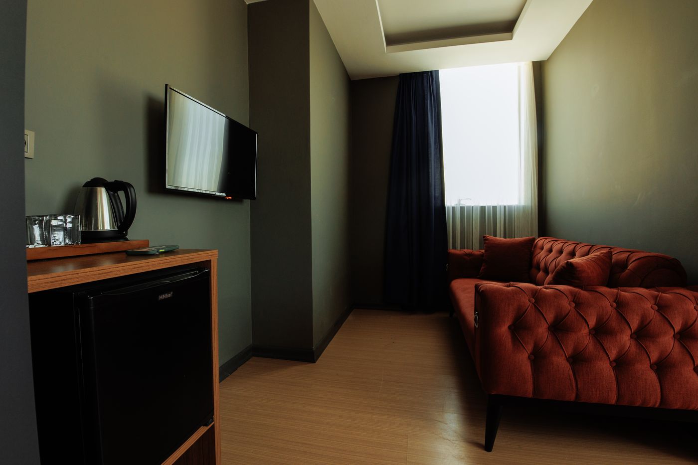 216-Trend-Suite-Room-10