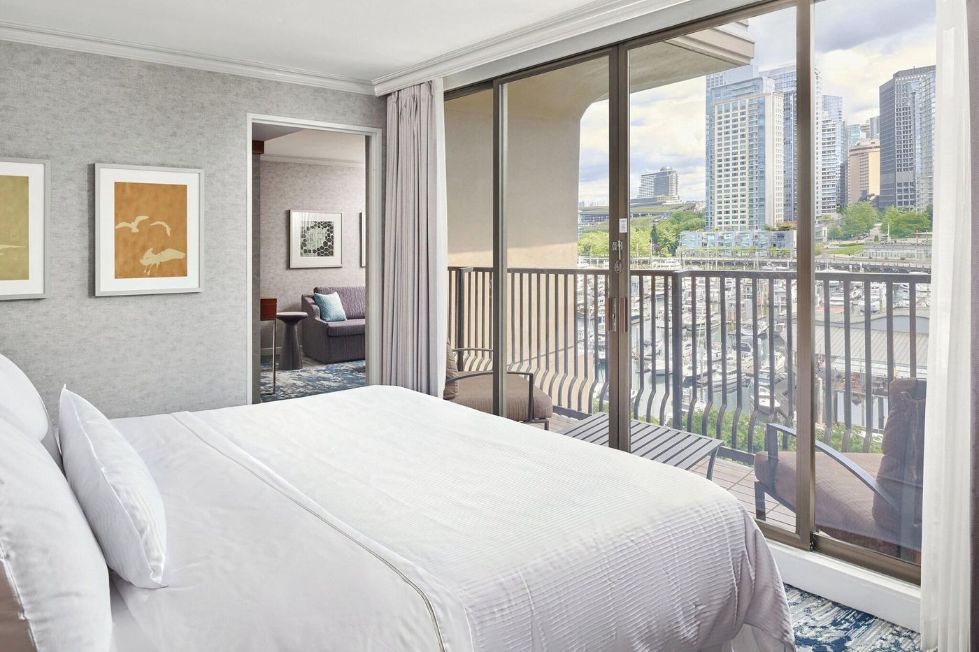 Westin-Bayshore-Vancouver-Room-40