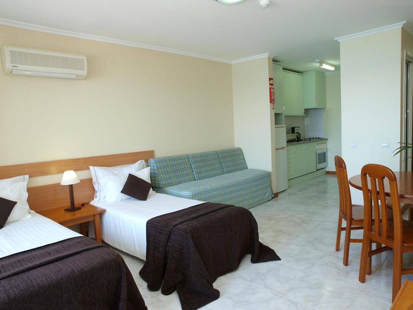 Jardins-da-Rocha-Room-19