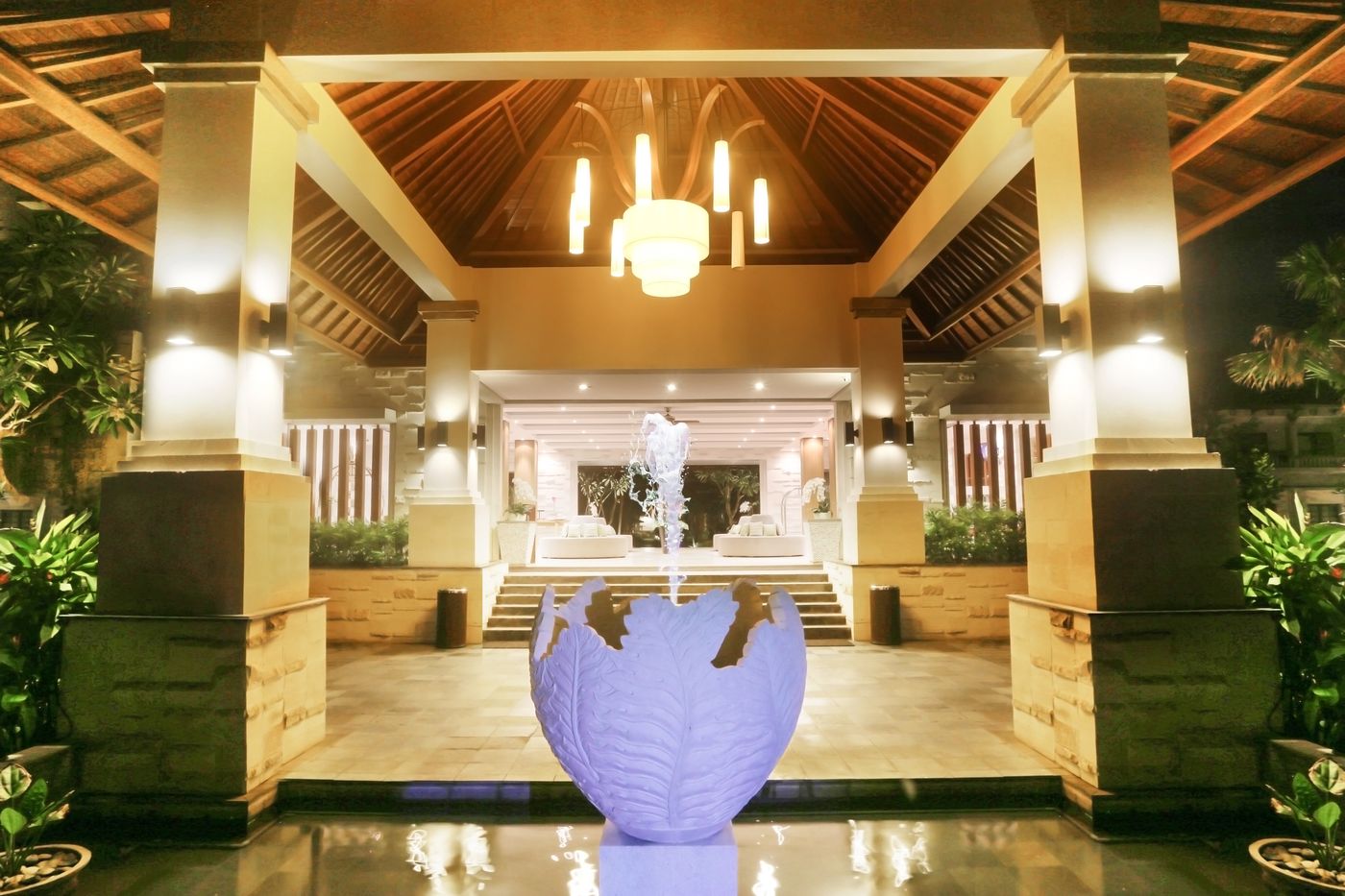Grand Whiz Hotel Nusa Dua-Indonesia-Bali-Lobby-8