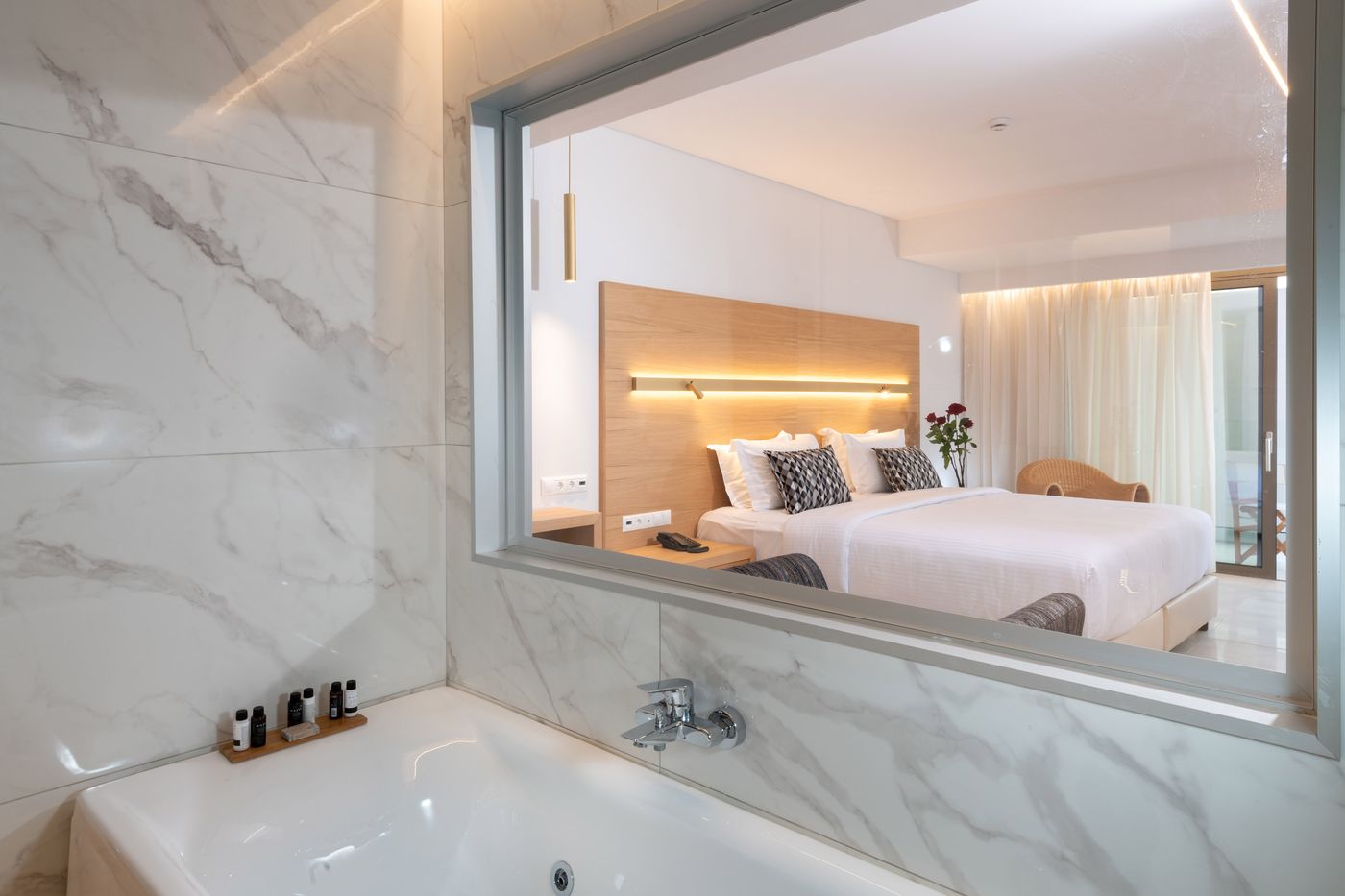 High Beach White - Adults Only