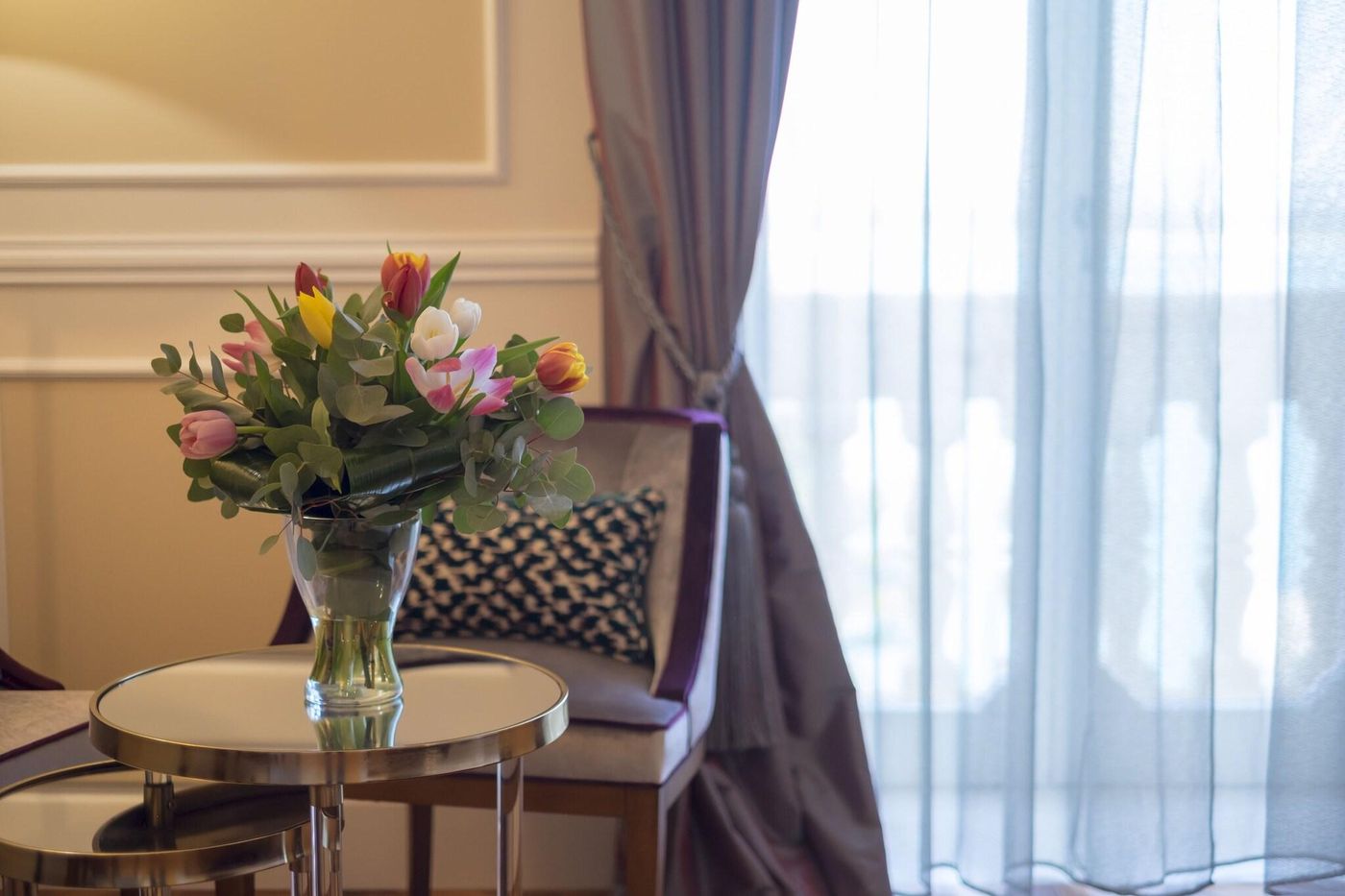 Des-Etrangers-Hotel---Spa-Room-30