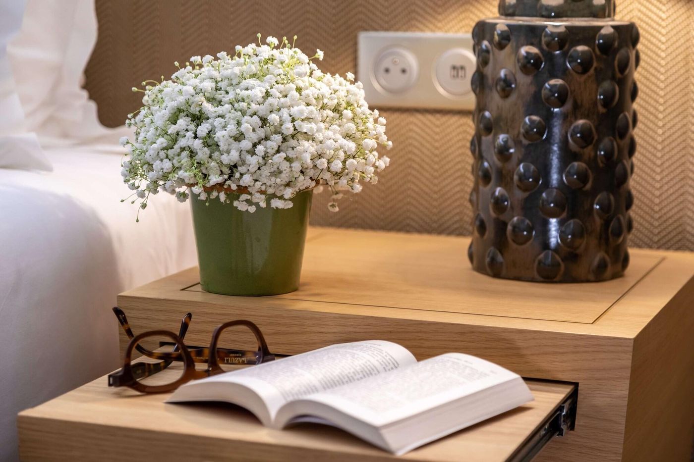 Hotel-Camille-Paris-Gare-De-Lyon-Tapestry-Collection-By-Hilton-Room-52