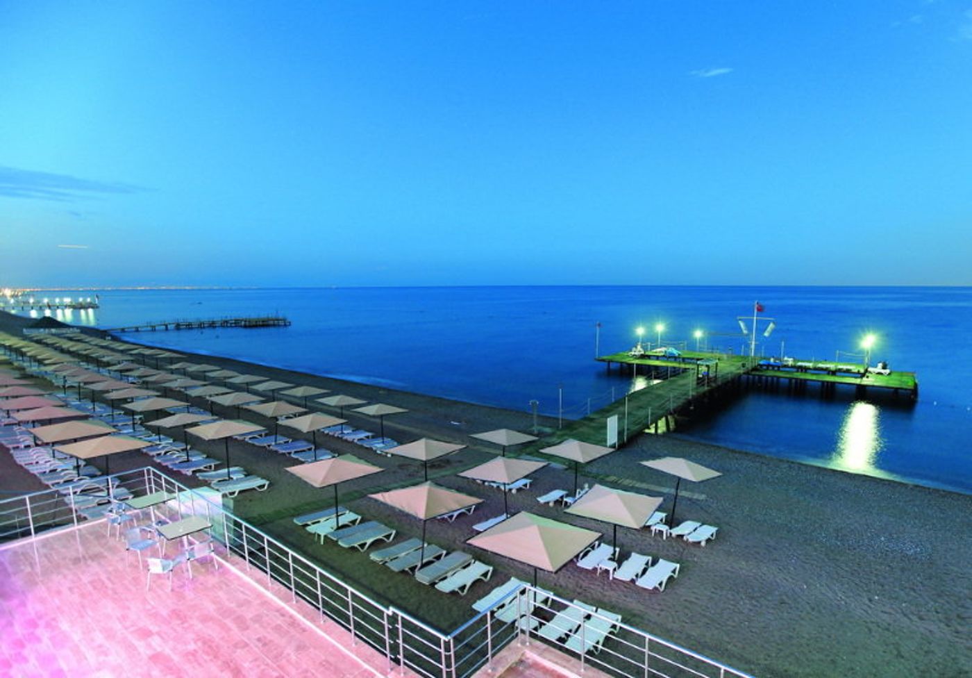 La-Mer-Hotel-Beach-32