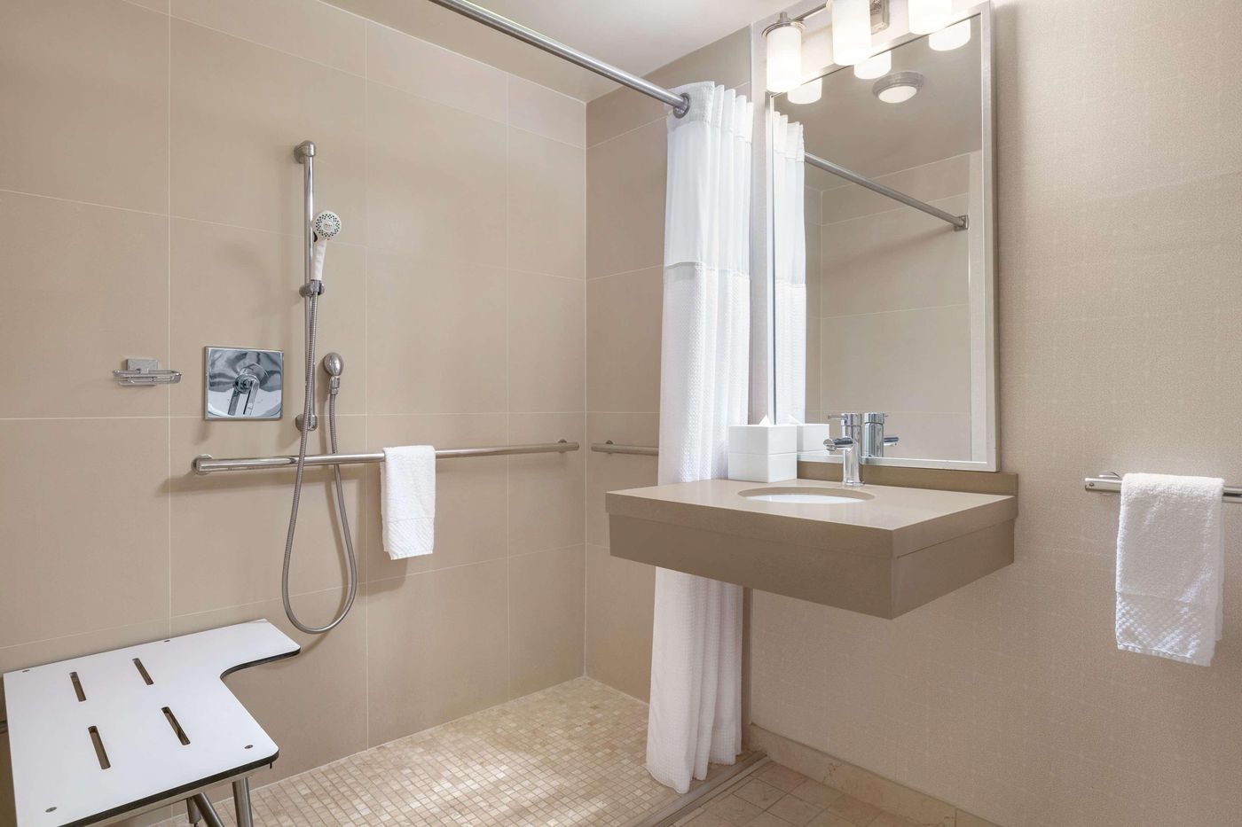 Hilton-New-York-Times-Square-Room-53