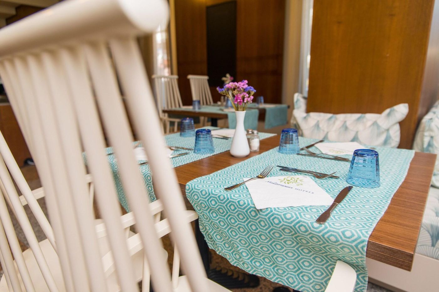 Mediterranean-Resort-Restaurant-35