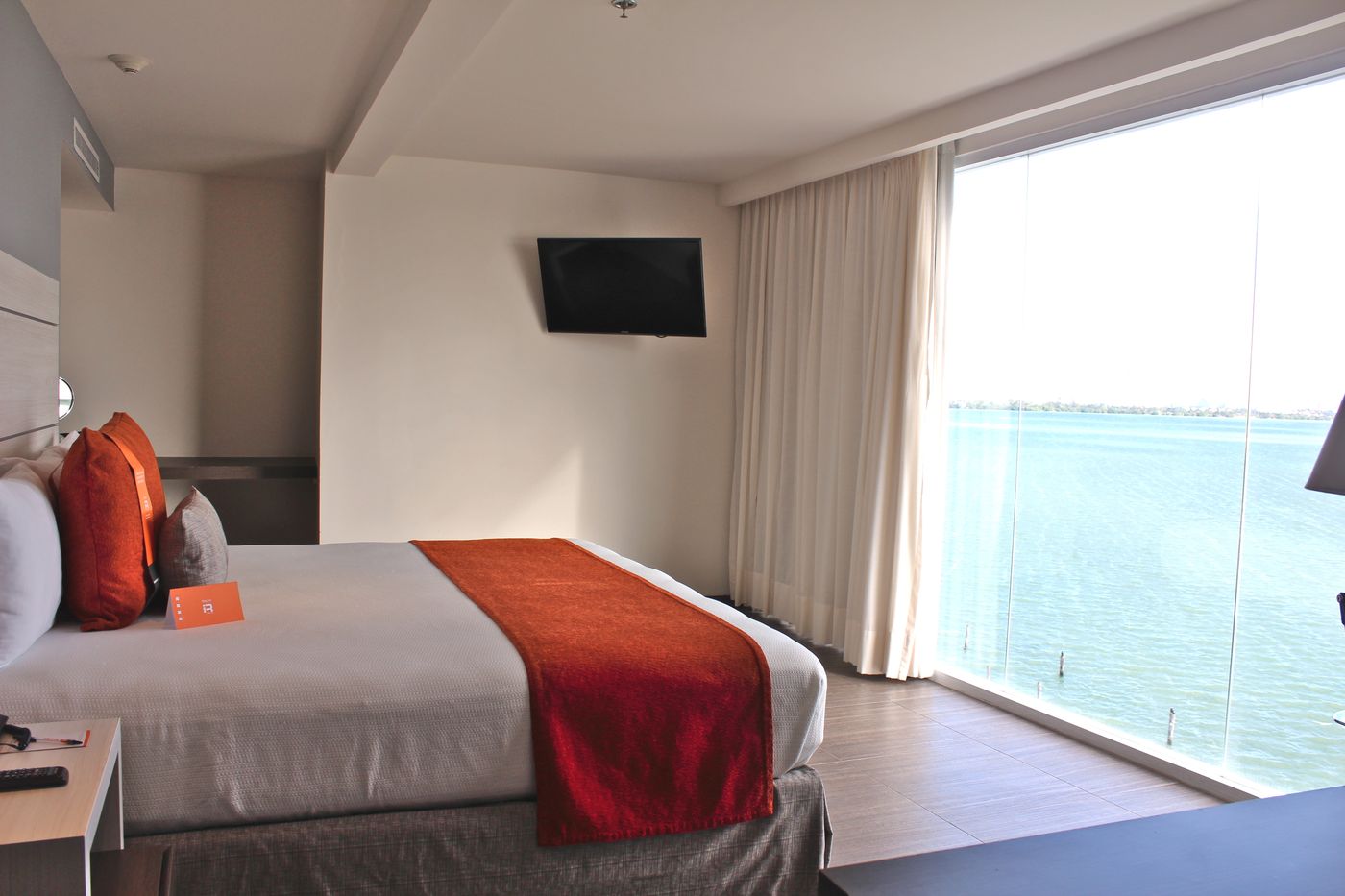 Real-Inn-Cancun-Room-31