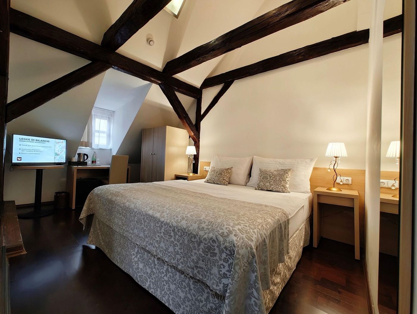 Residence-U-Malvaze-Room-22