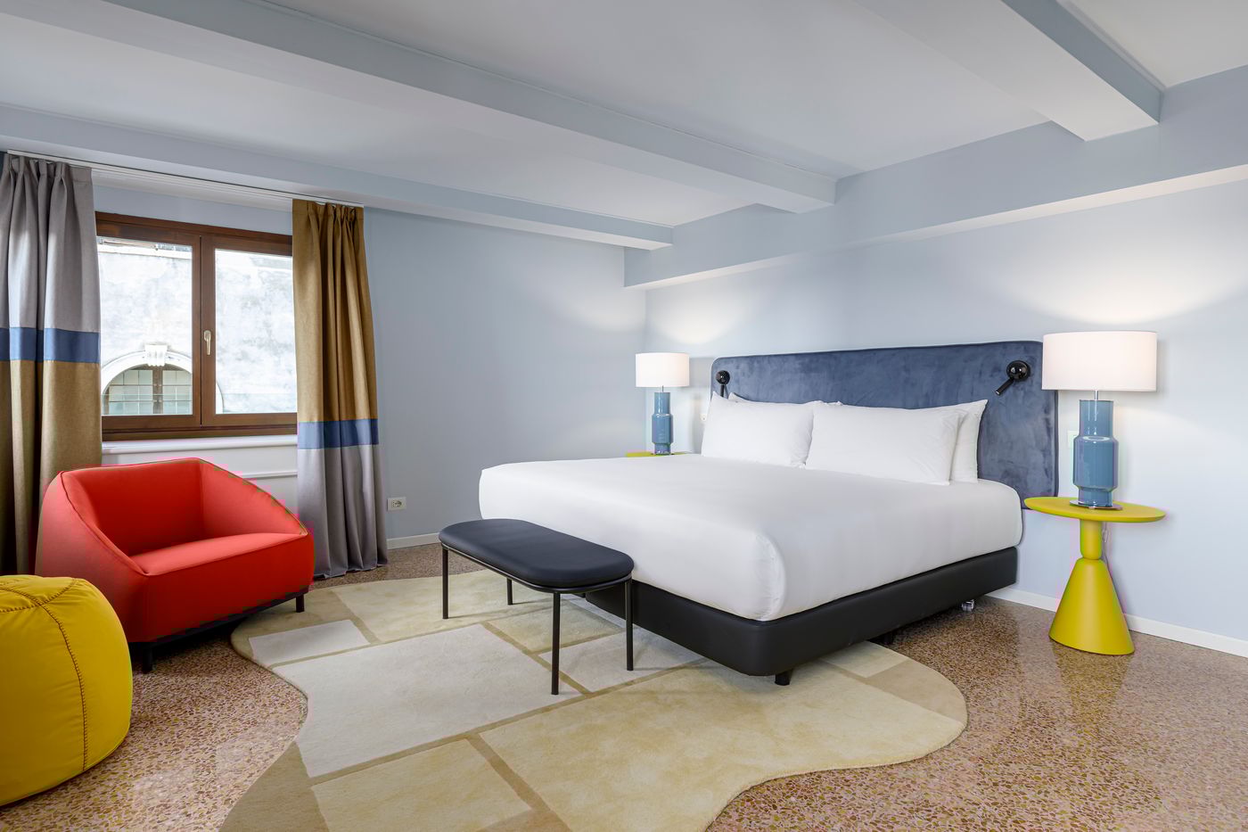 Palazzo-Dei-Fiori-By-Room-Mate-Room-35