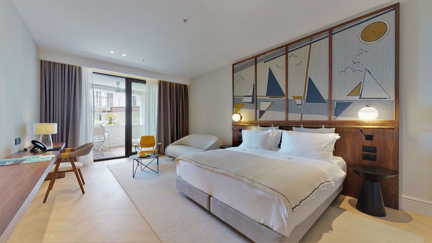 Dukley-Hotel---Resort-Room-25