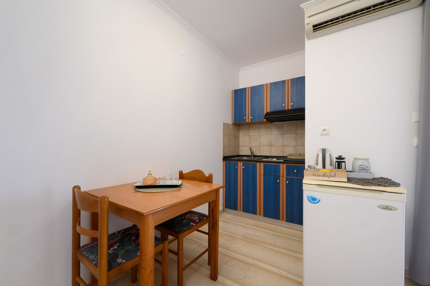 Aquarius-Beach-Hotel-Room-41