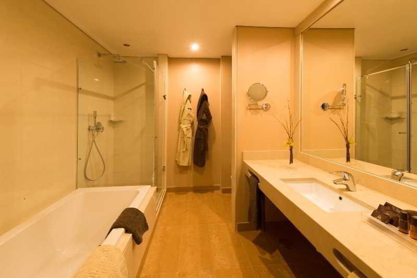 Vila-Gale-Collection-Palacio-dos-Arcos-Room-22