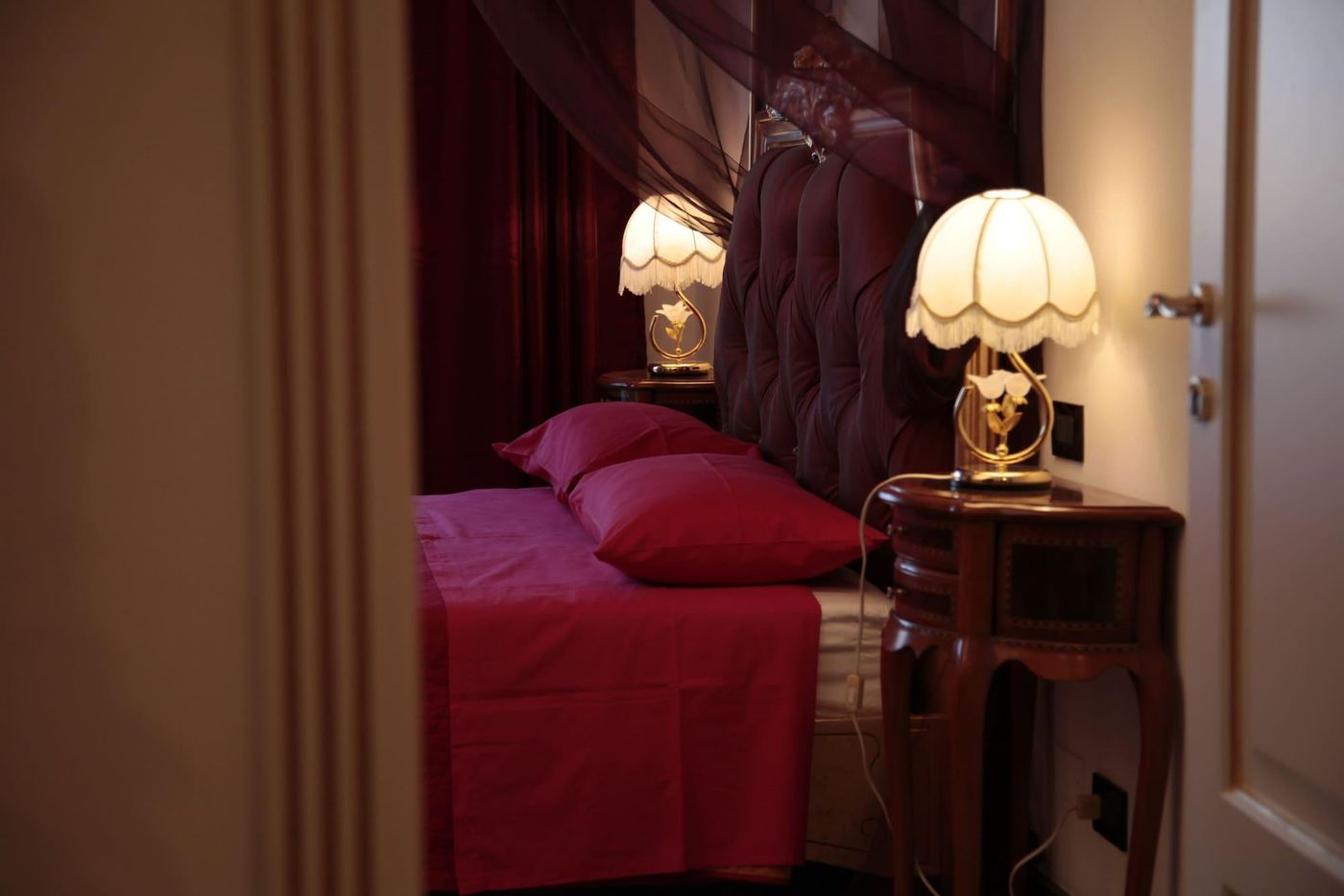 Christian-Bed-Breakfast-Room-12