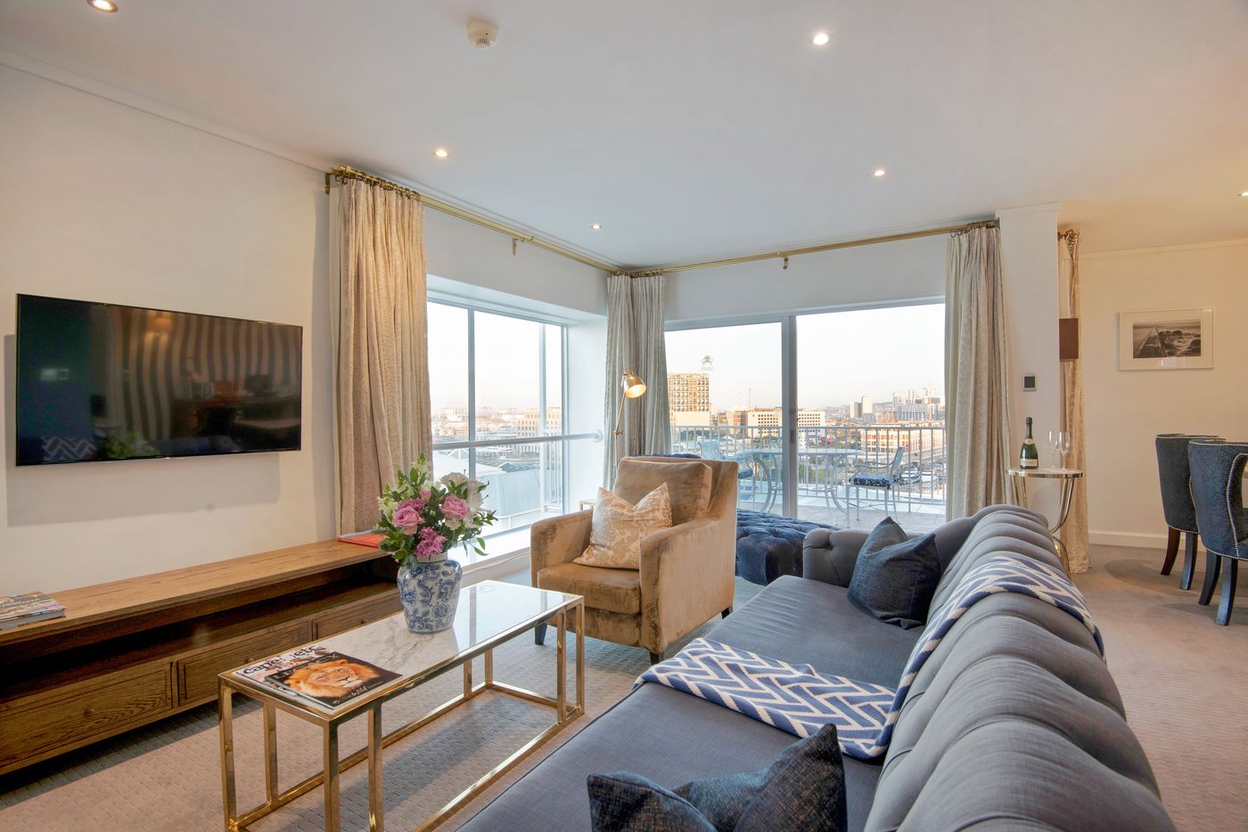 The-Commodore-Room-43