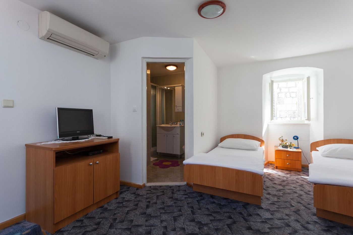 Orhan-Rooms-Dubrovnik-Room-12
