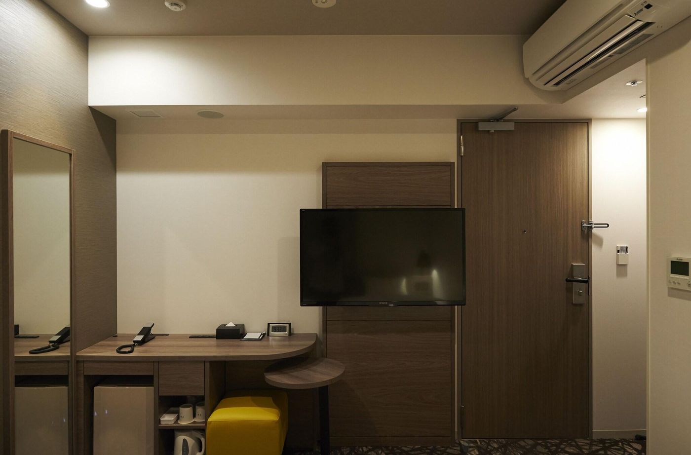 Sotetsu Fresa Inn Ginza-Nanachome-Japan-Tokyo-Room-6