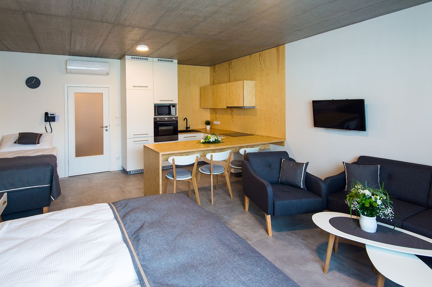 Residence-Trafick-Room-12