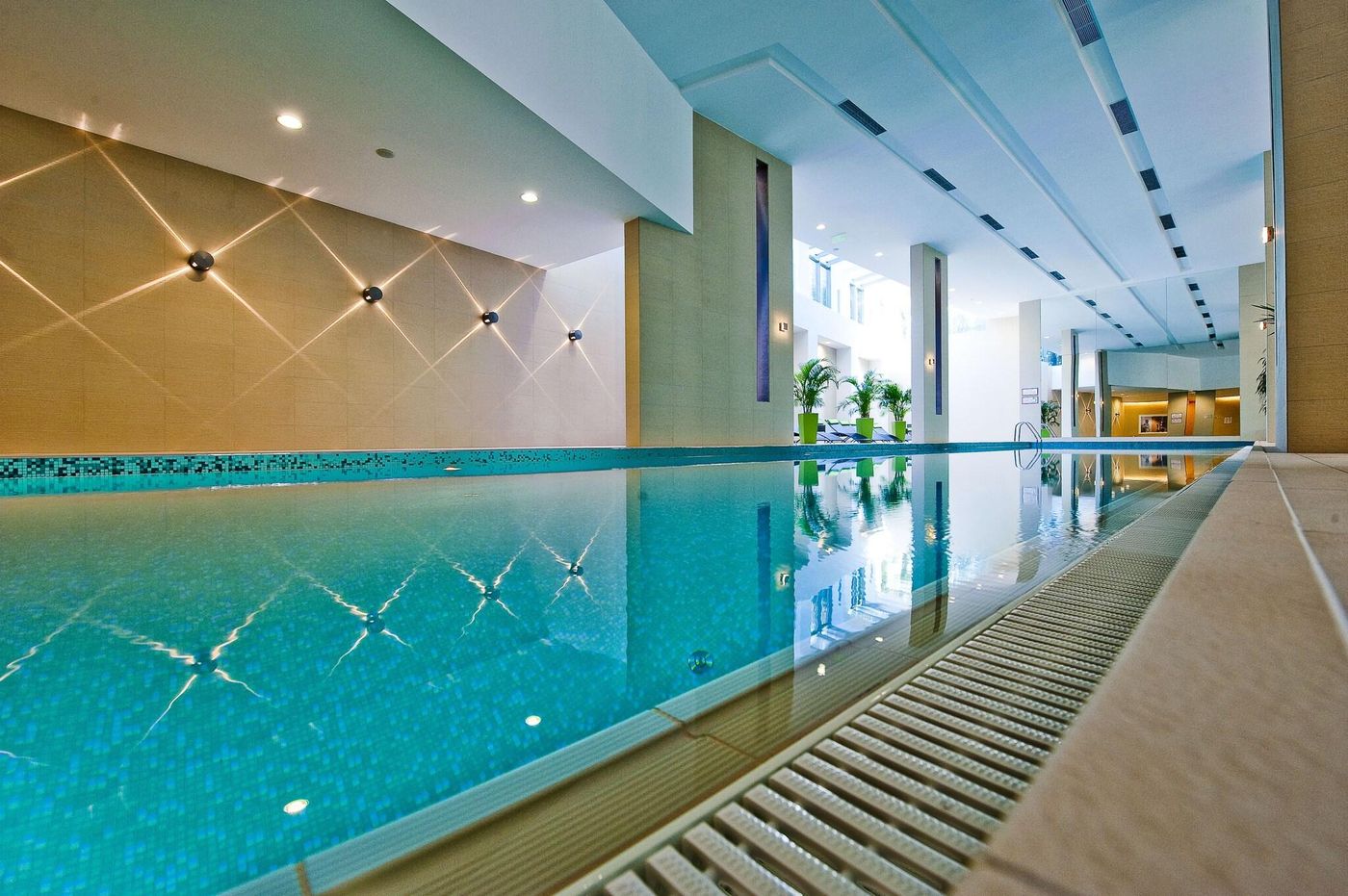 Abacus-Business---Wellness-Hotel-Sports-and-Entertainment-19