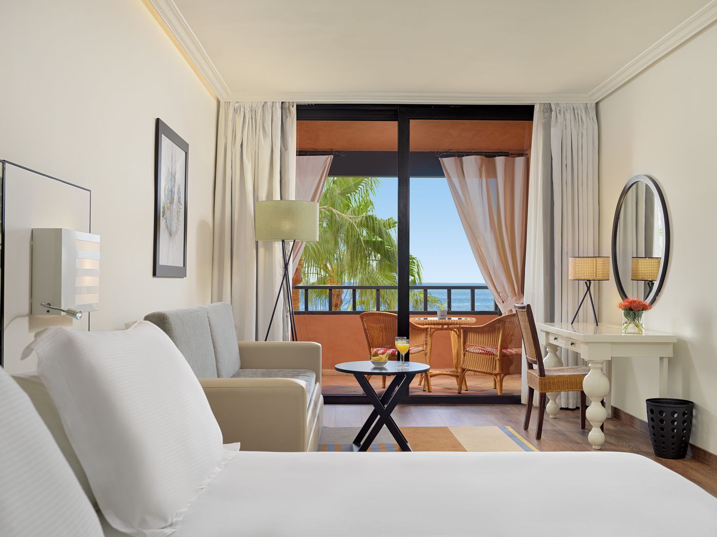 H10-Costa-Adeje-Palace-Room-20