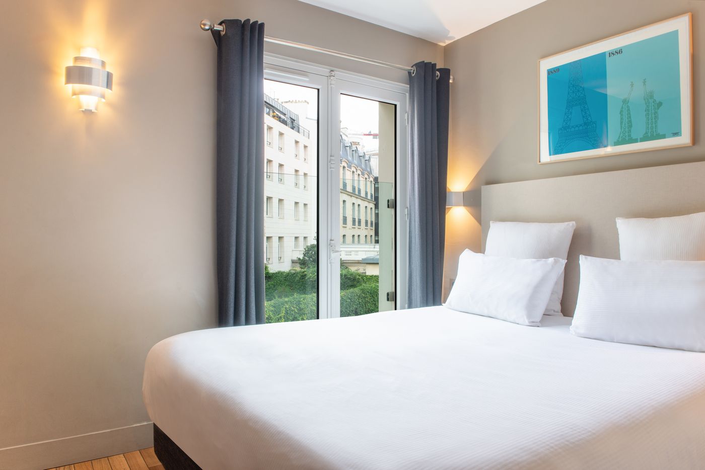 Helzear-Suites---Hotel-Etoile-Room-24