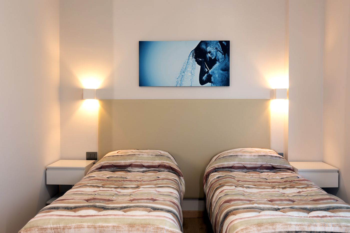 Azzurro-Hotel-Residence-Room-17