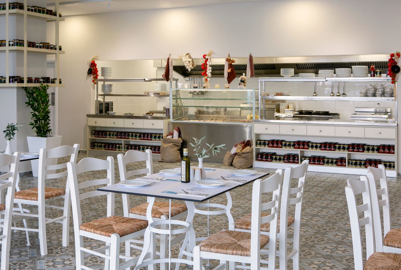 Louis-Paphos-Breeze-Restaurant-40