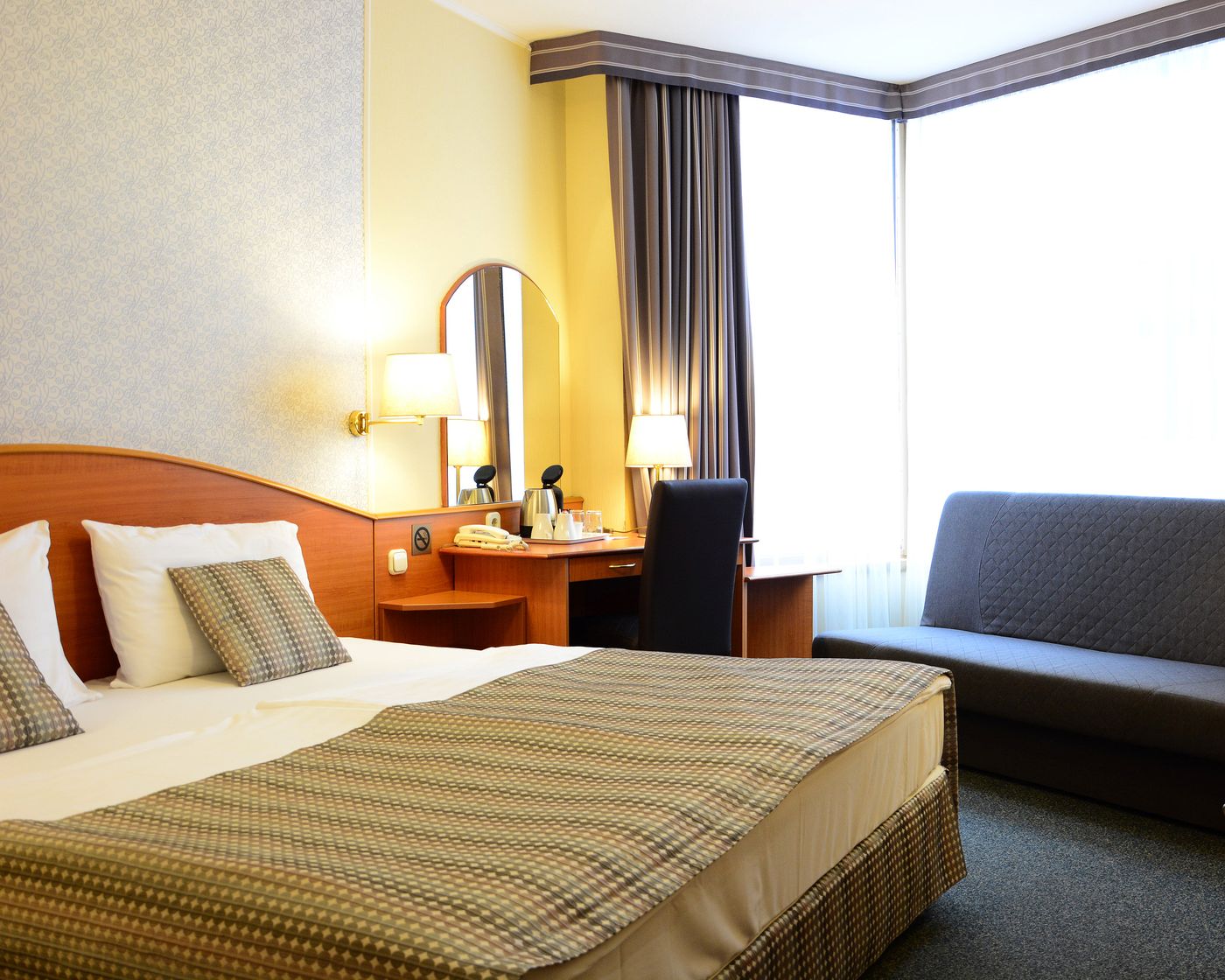 Hotel-Orion-Varkert-Room-23