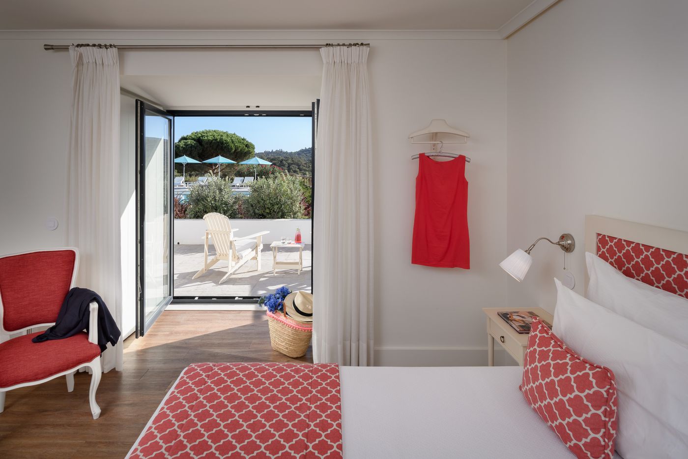 Casa-Palmela---Small-Luxury-Hotels---Villas-Room-84