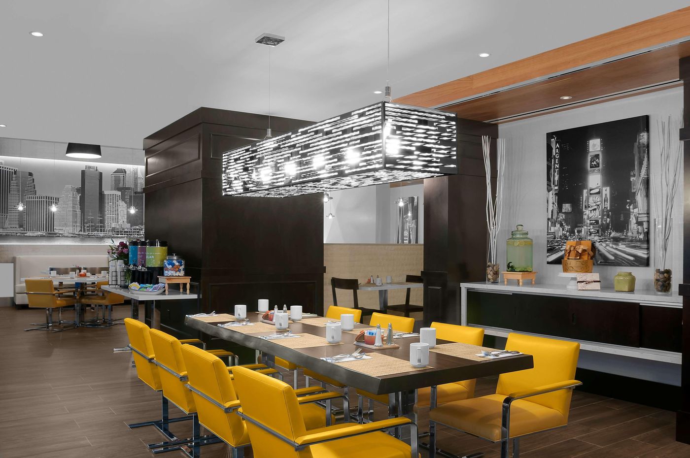 Hilton-Garden-Inn-New-York-Times-Square-Central-Restaurant-45