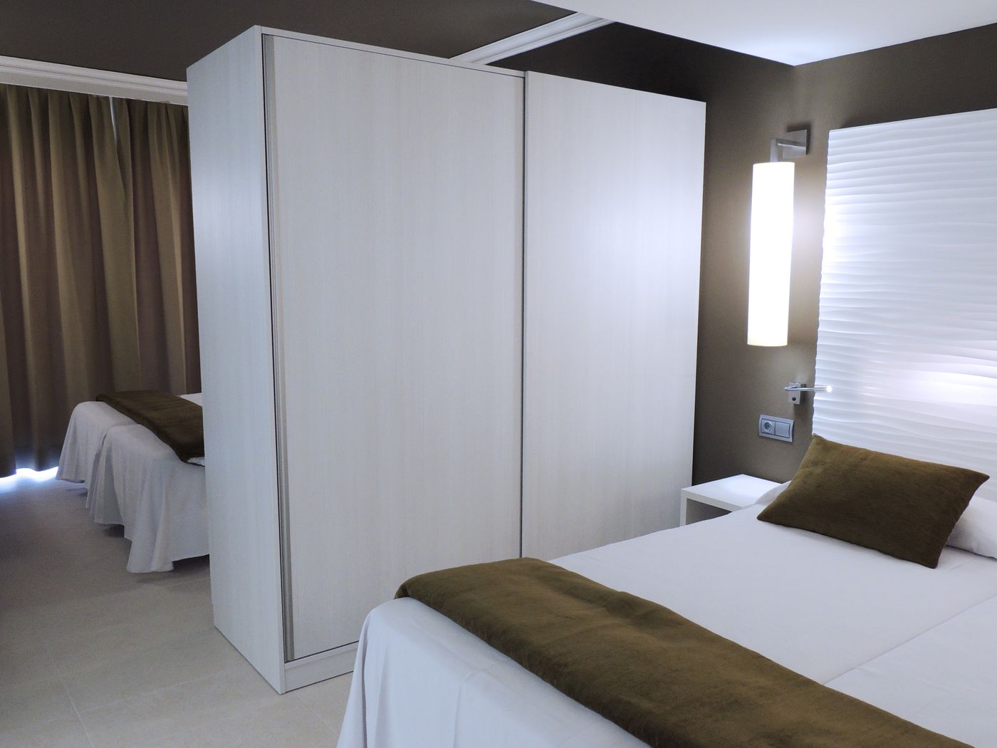 Augustus-Hotel-Room-21