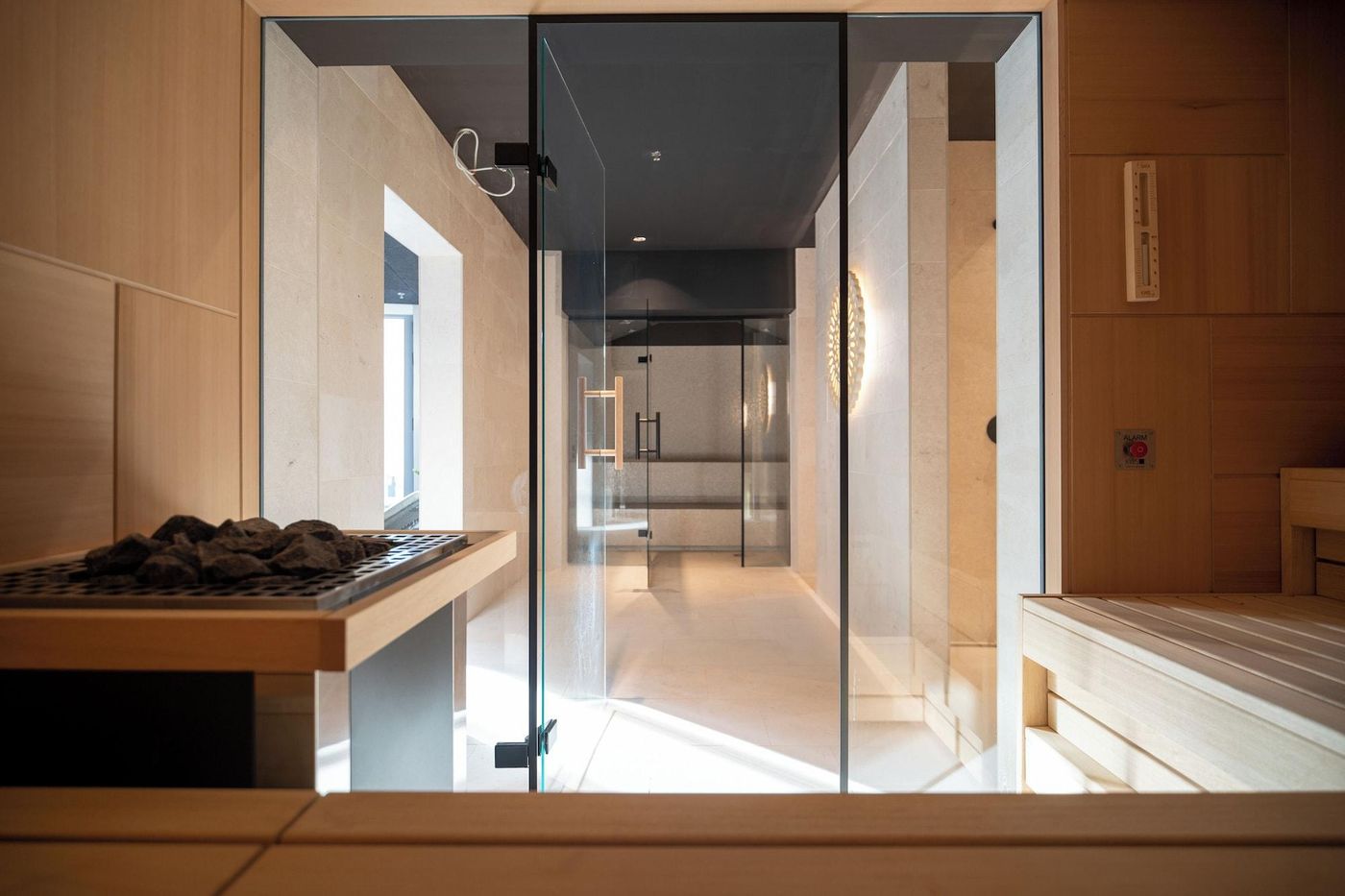 Blu-Mare-Hotel-Sports-and-Entertainment-44