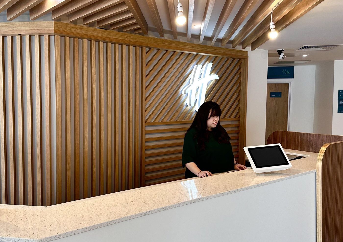 Holiday Inn Bristol Airport-United Kingdom-Bristol-General view-7