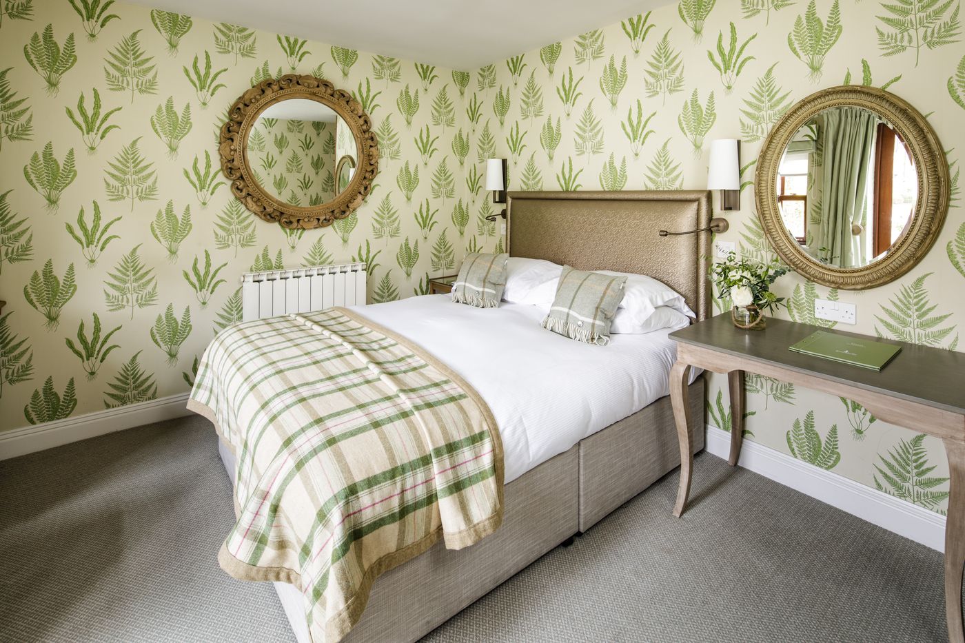 Greenhills-Country-Hotel-Room-6