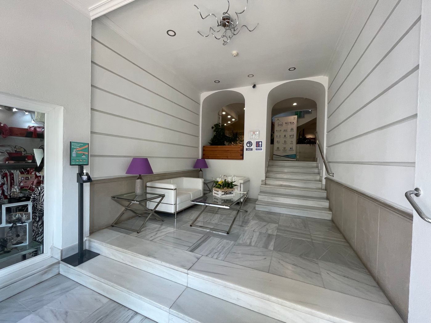 Plaza-Cavana-Lobby-77