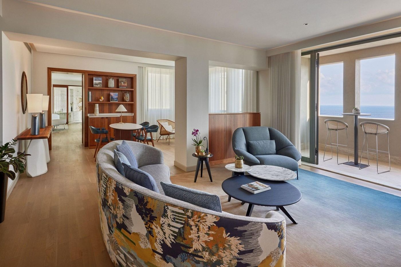 Le-Meridien-St--Julians-Hotel---Spa-Room-38