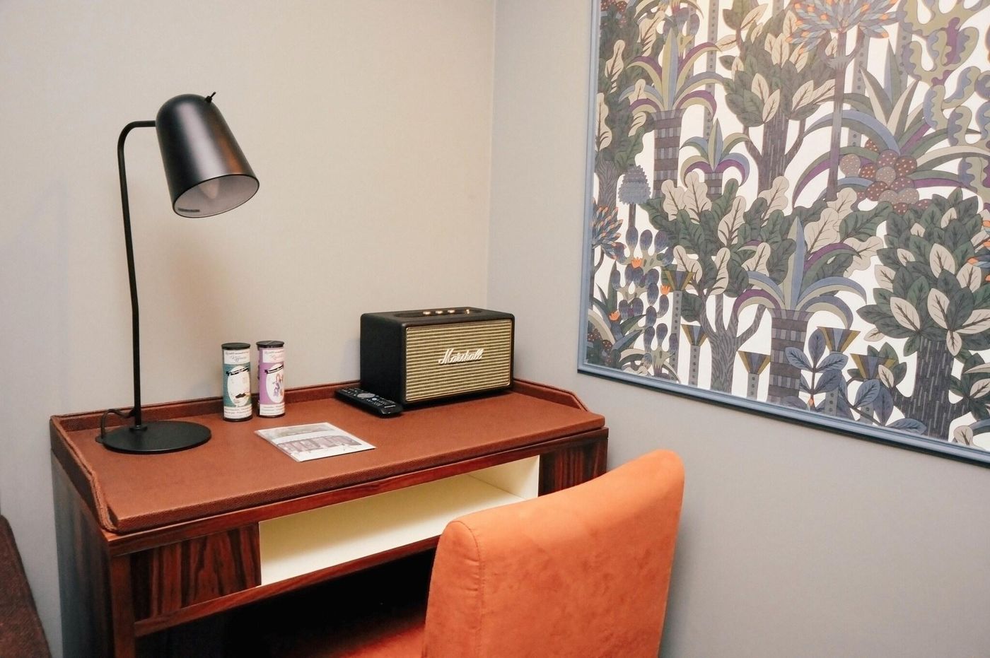 Mom-Art-Hotel-Room-4