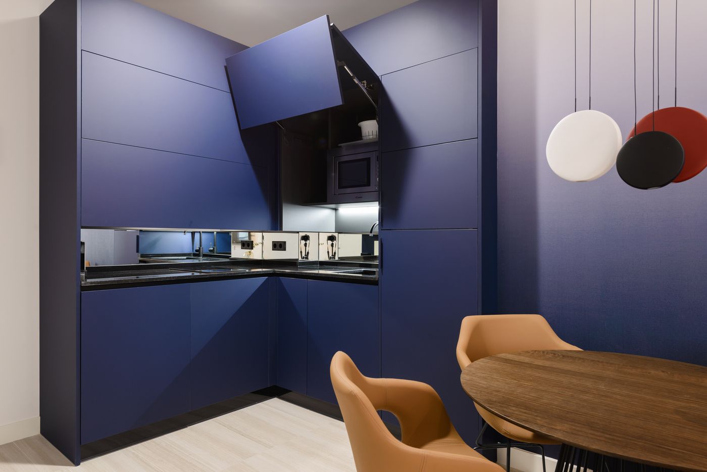 Smartrental-Collection-Gran-Via-Centric-II-Room-70