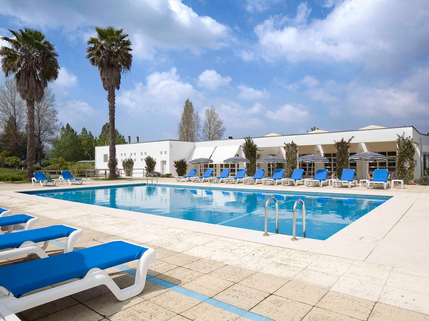 Novotel-Setubal-Pool-68