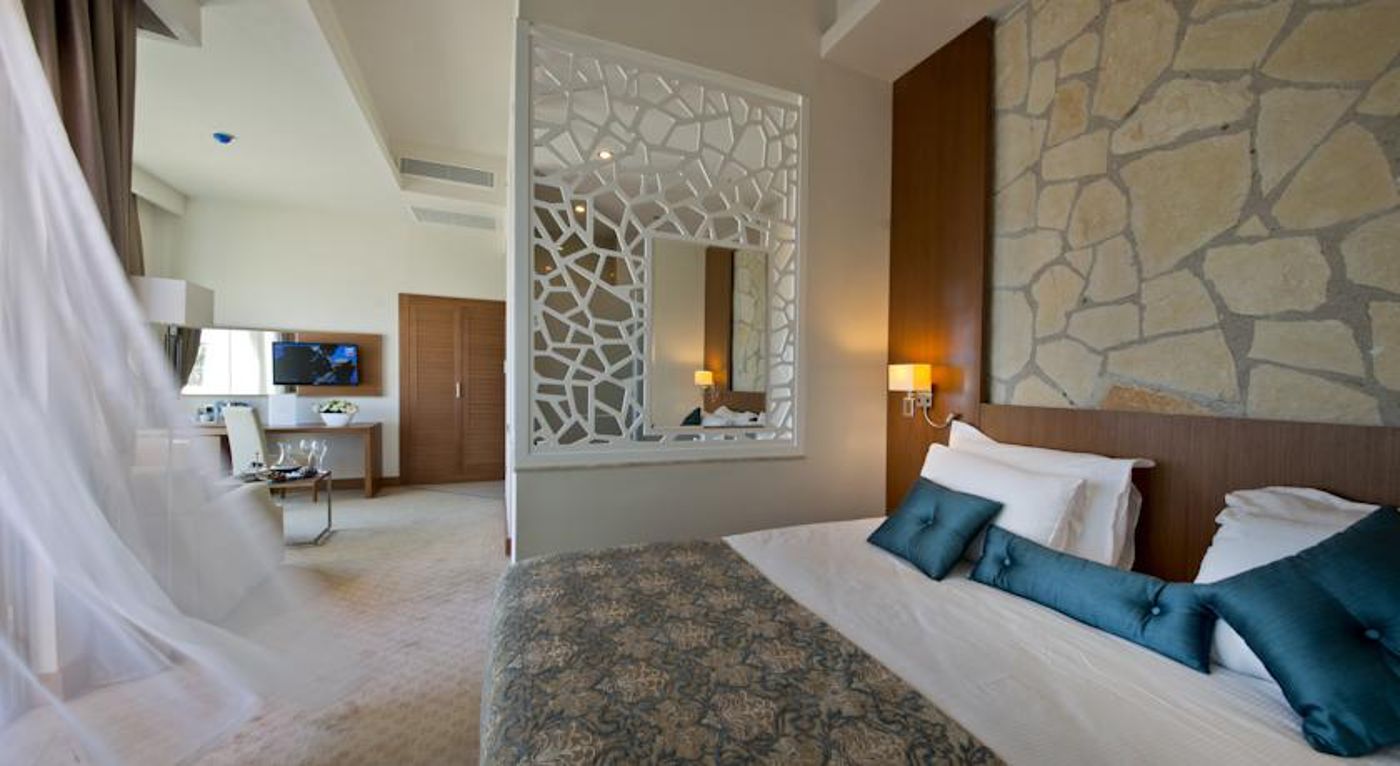 Novia Dionis Resort & Spa