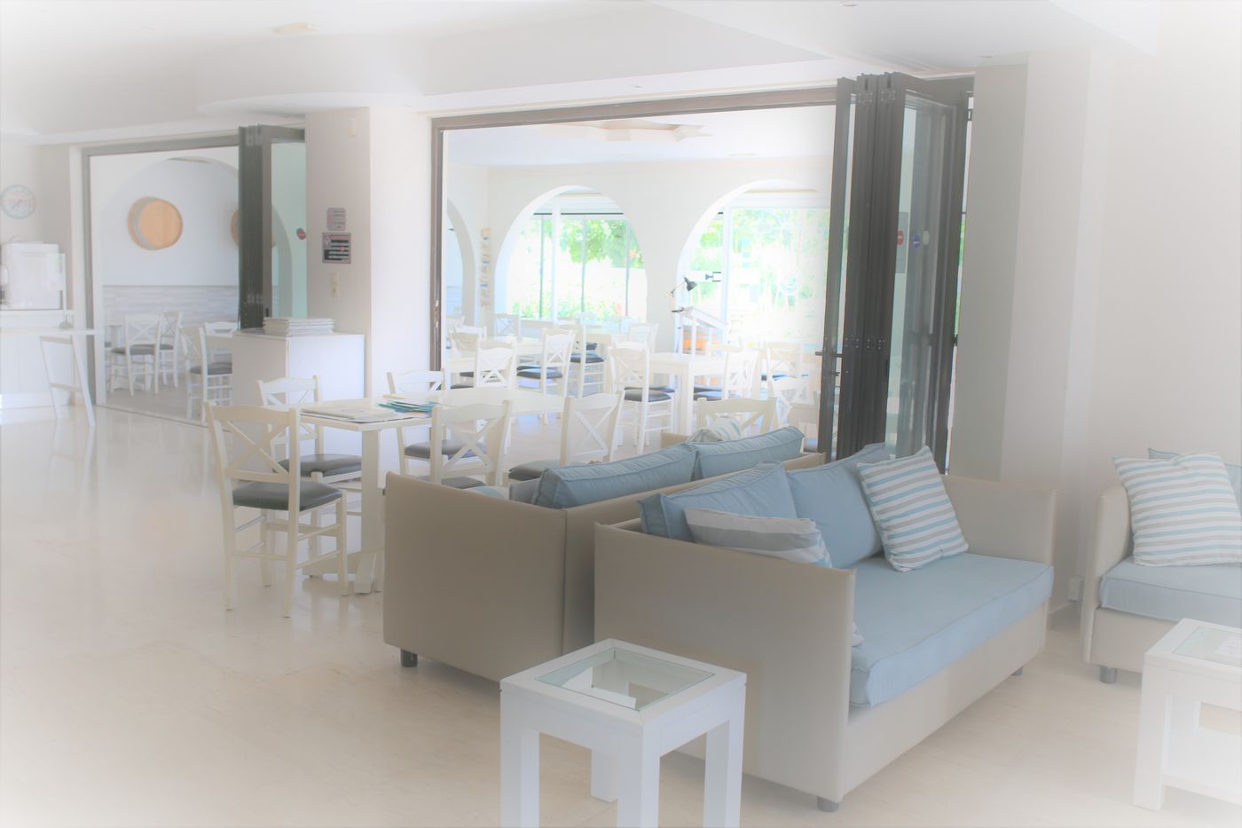 Castro-Hotel-Lobby-60