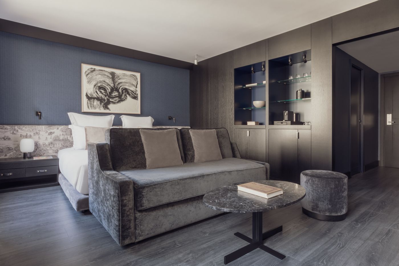 The-Pavilions-Madrid-Room-16