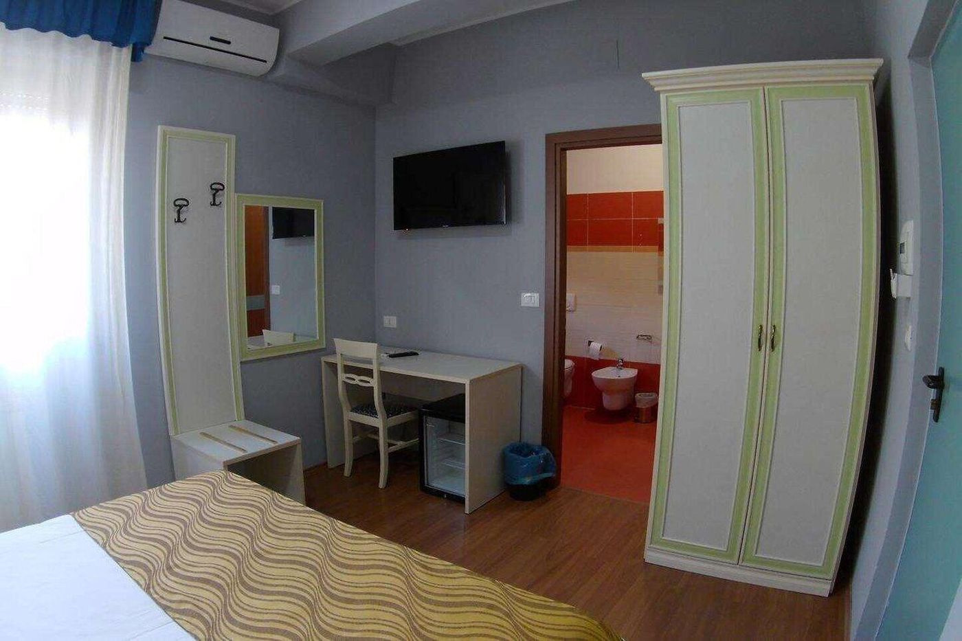 Hotel-Gran-Sasso-Room-24