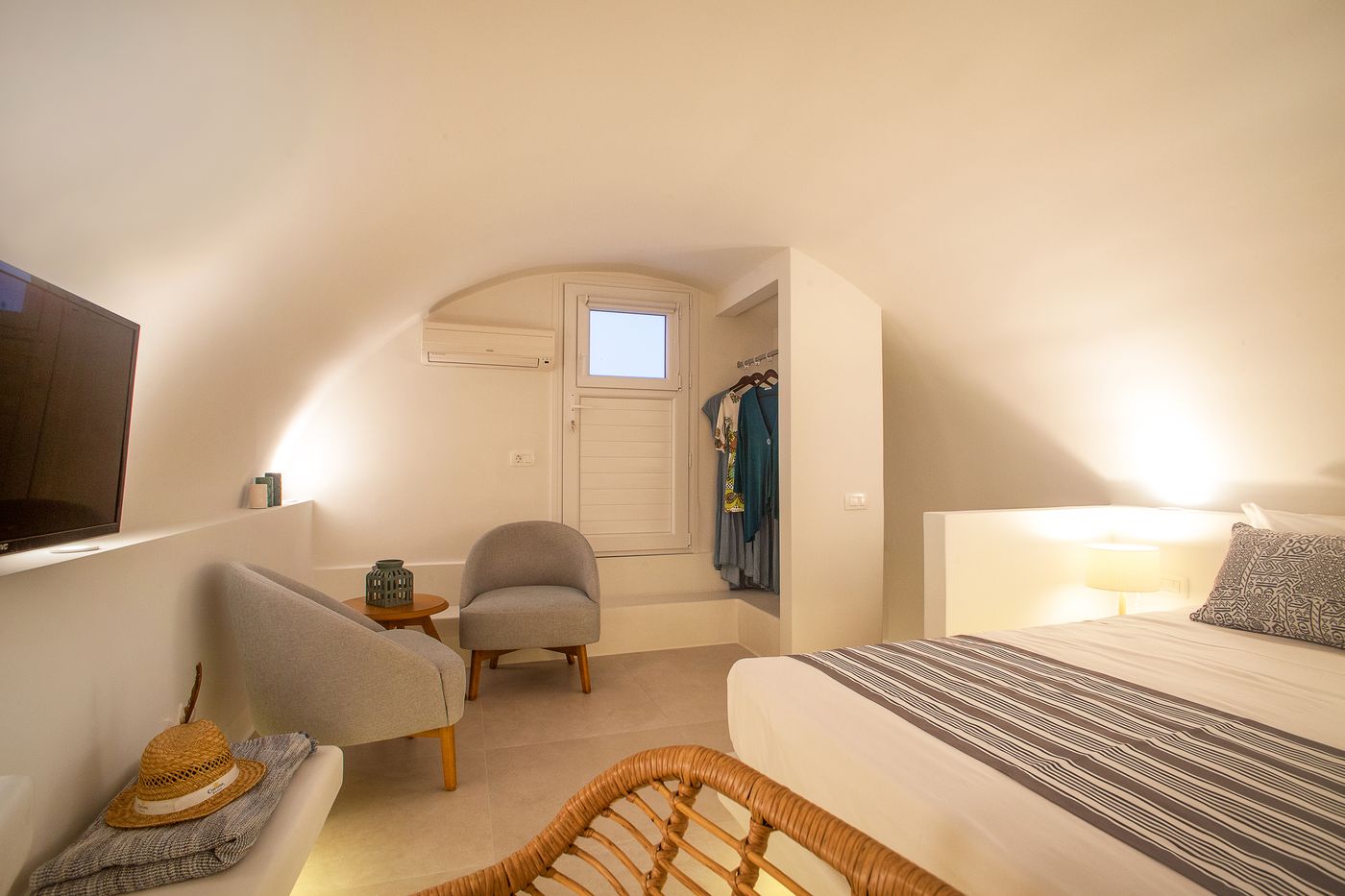 Margarenia-Studios-Room-36