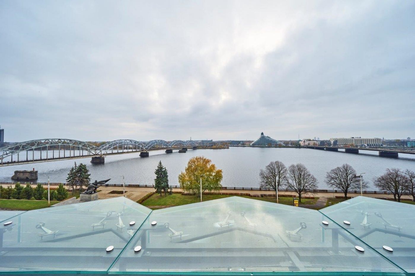 Wellton Riverside Spa Hotel - Latvia - RIGA - Terrace - 0