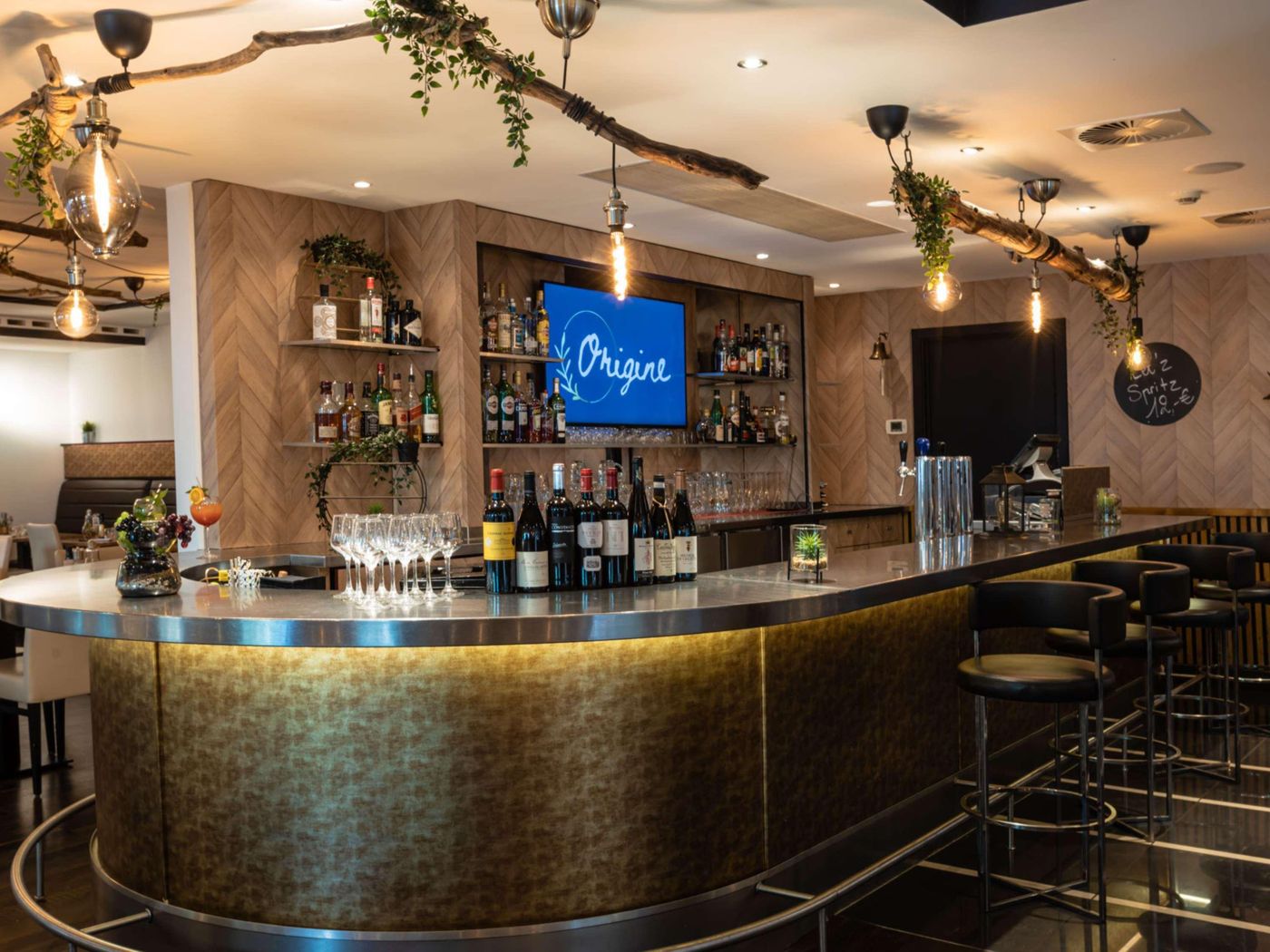 Novotel-Luxembourg-Centre-Bar-19