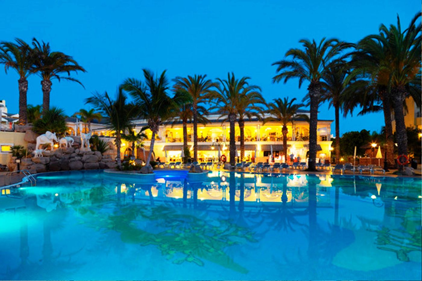 Gran-Oasis-Resort-Pool-25