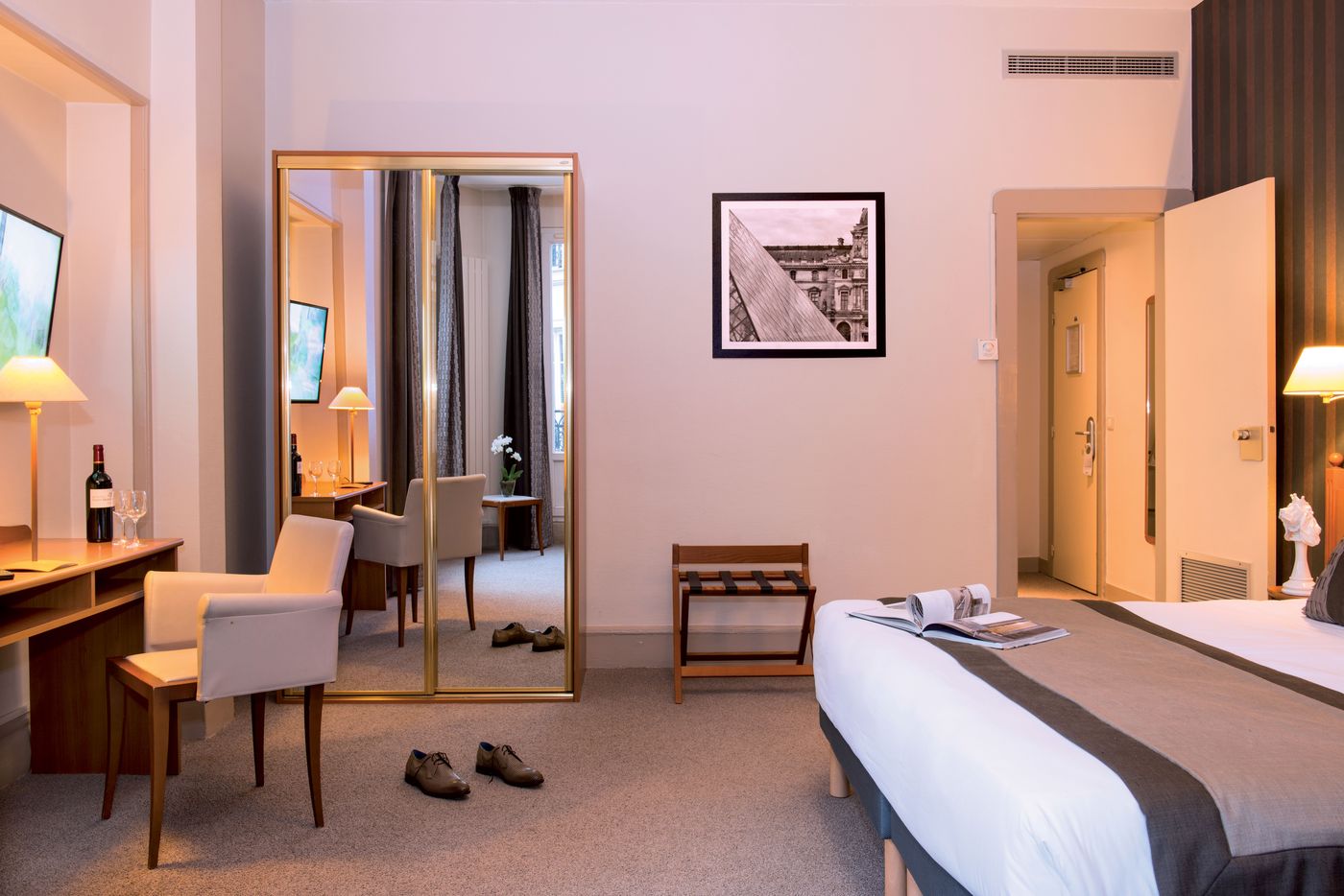 Hotel-Provinces-Opera-Vacances-Bleues-Room-17