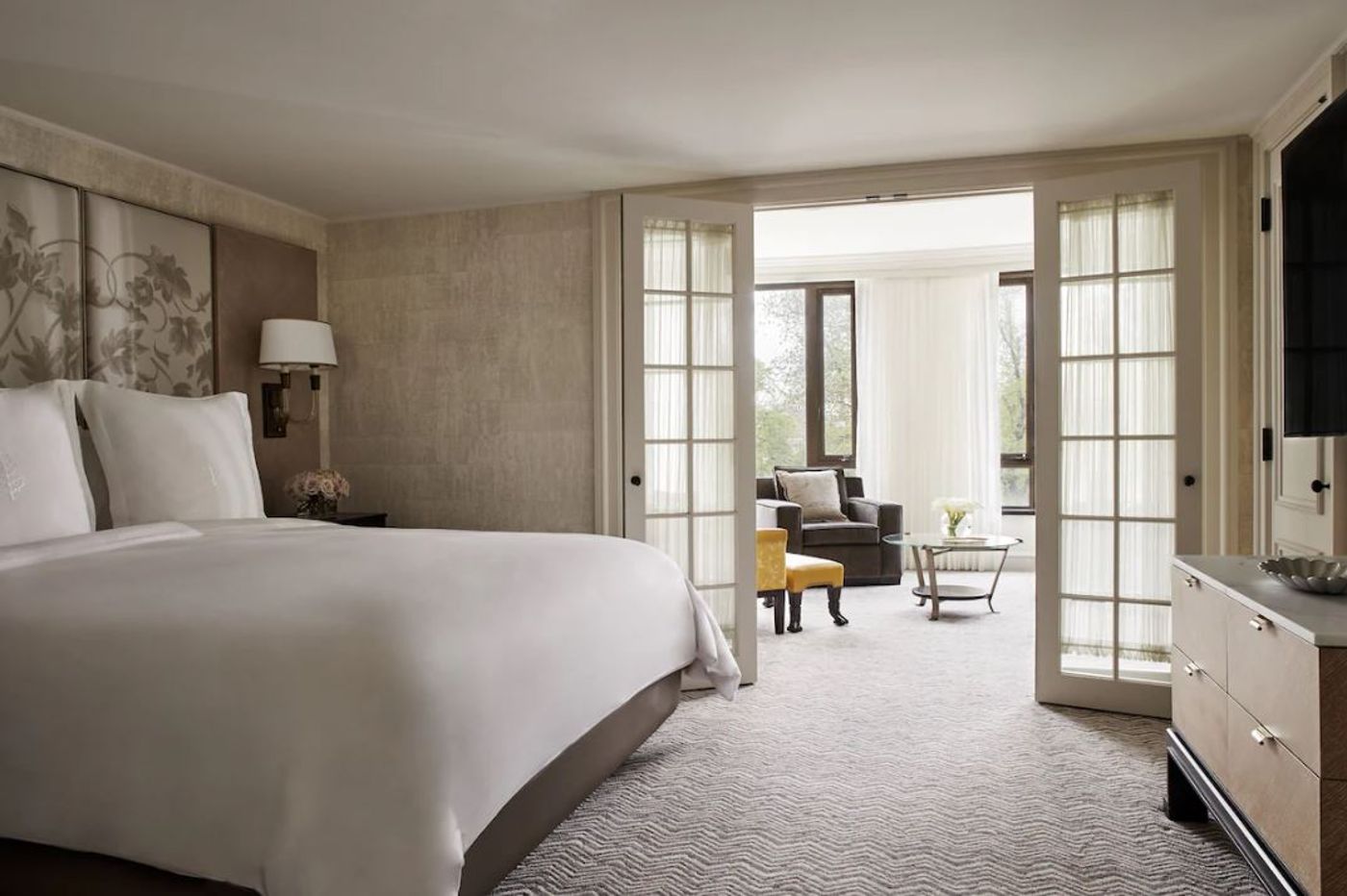 Four-Seasons-Hotel-Boston-Room-26