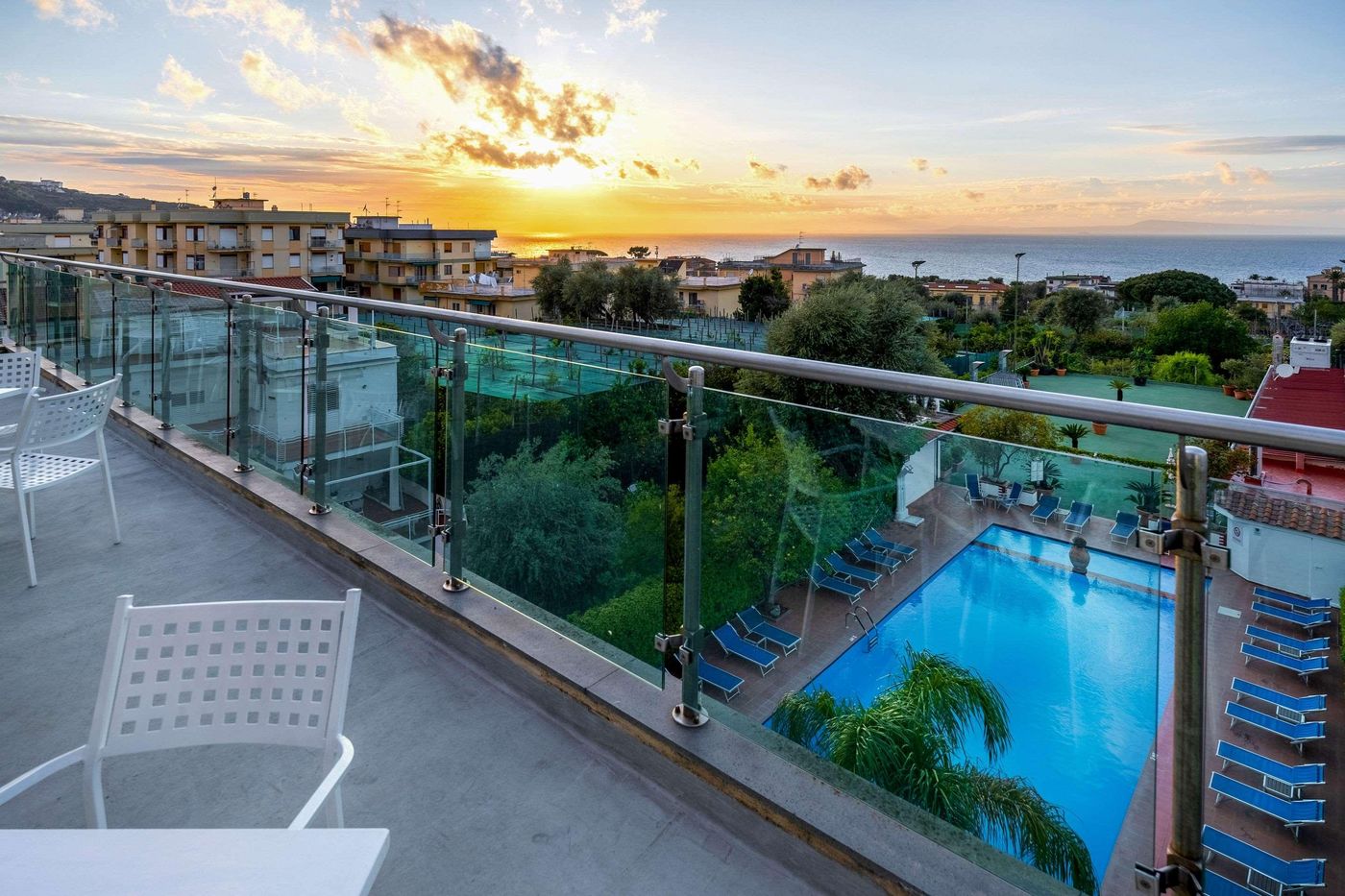 Comfort-Hotel-Gardenia-Sorrento-Coast-General-view-78