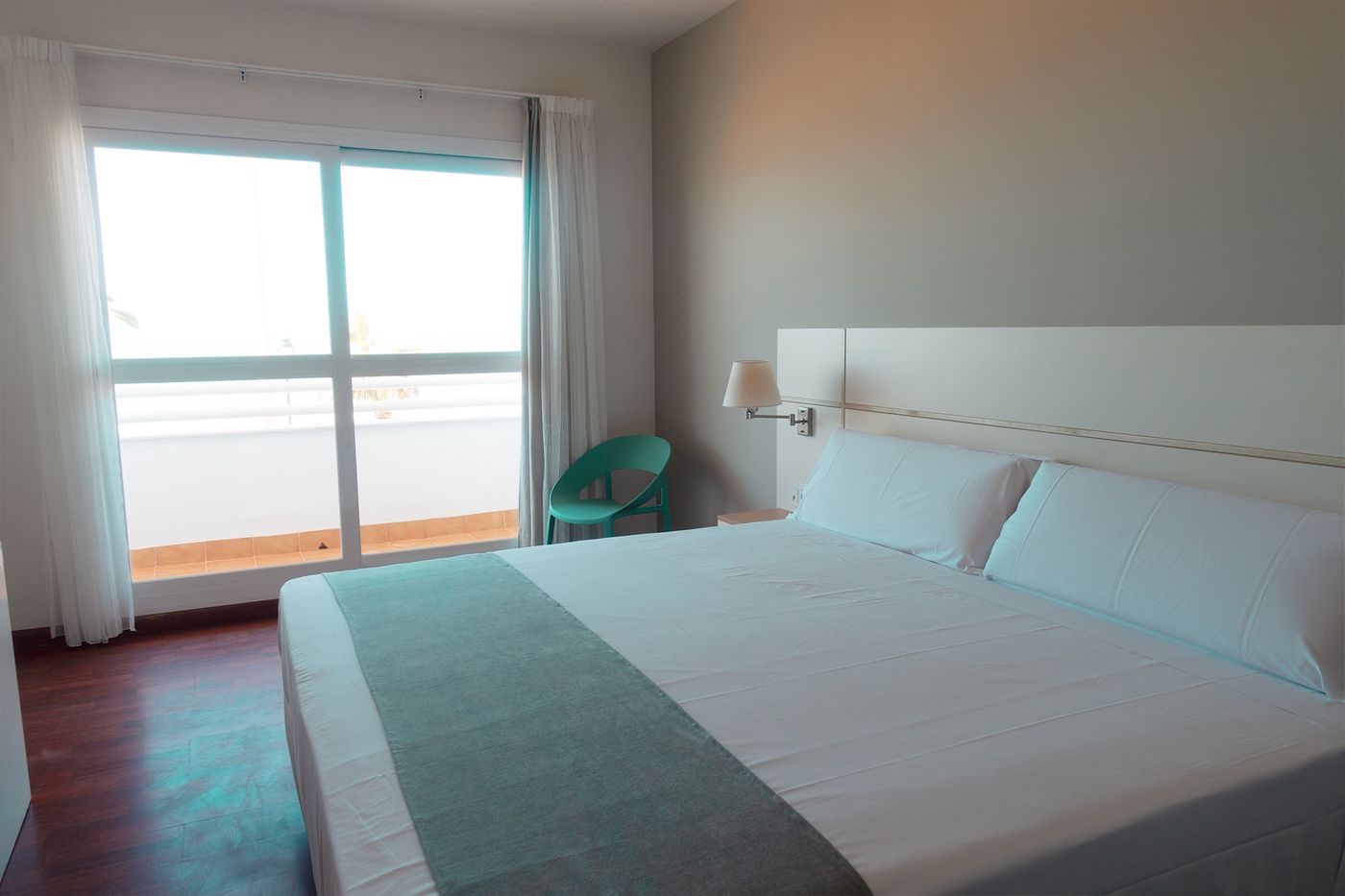 Hotel-Monterrey-Costa-Room-7